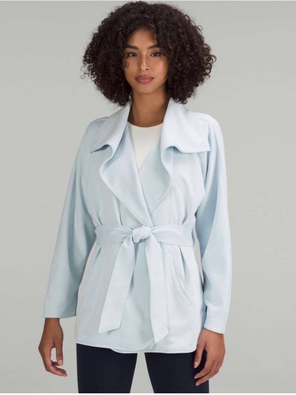 New Without Tags Lululemon Softstreme Belted Wrap Sz XS/S (fits oversized)